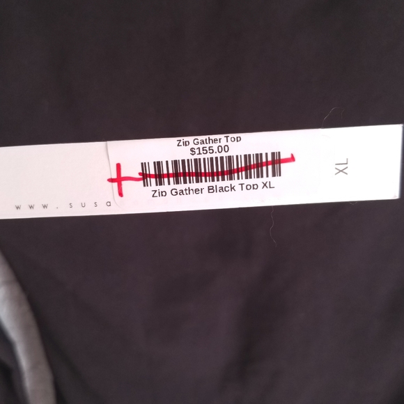 NWT BLACK Revolve Zip Gather Top - Picture 4 of 4